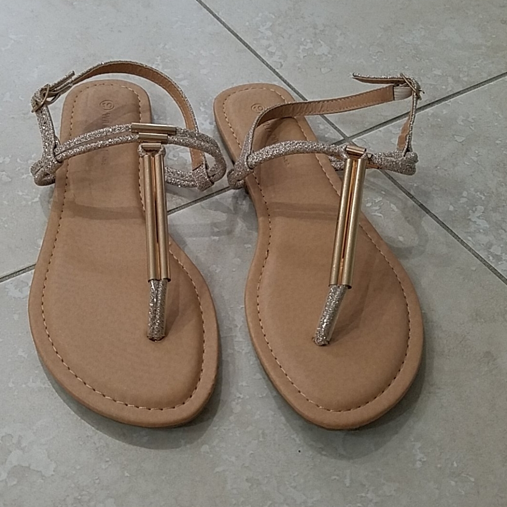 Wild Diva Sandals Size 10